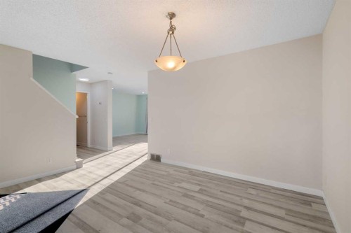 271 Coventry Green Ne, Calgary, AB - Indoor Photo Showing Other Room