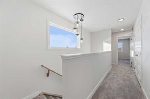 424 Fireside Drive, Cochrane, AB - Indoor Photo Showing Other Room