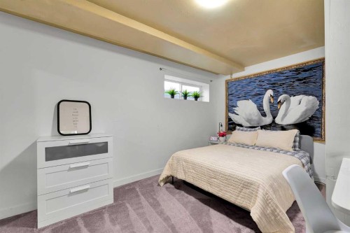 300 Copperstone Cove Se, Calgary, AB - Indoor Photo Showing Bedroom