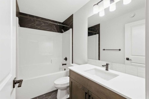 48 Herron Way Ne, Calgary, AB - Indoor Photo Showing Bathroom