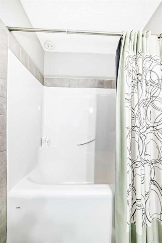 198 Brightonstone Bay Se, Calgary, AB - Indoor Photo Showing Other Room