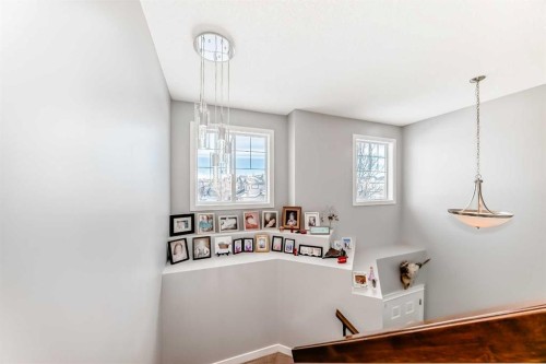 562 New Brighton Drive Se, Calgary, AB - Indoor Photo Showing Other Room