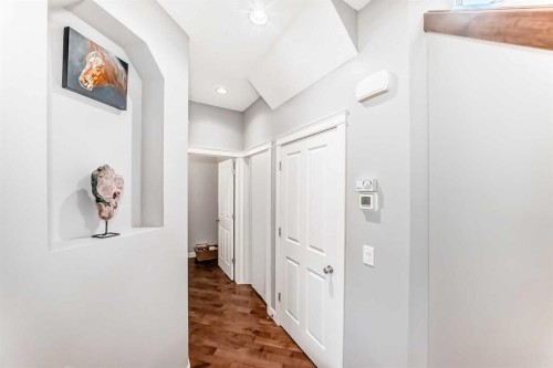 562 New Brighton Drive Se, Calgary, AB - Indoor Photo Showing Other Room
