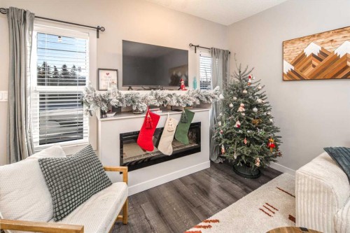 7173 Cardinal Way Sw, Edmonton, AB - Indoor