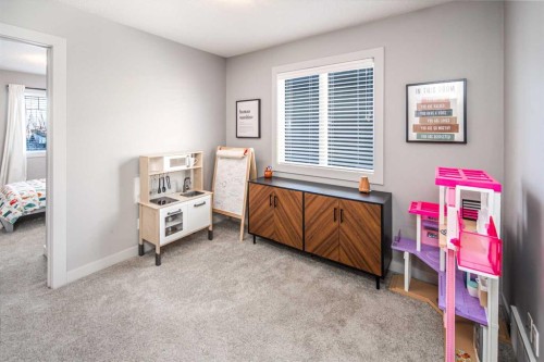 7173 Cardinal Way Sw, Edmonton, AB - Indoor Photo Showing Other Room