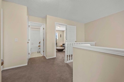 71 Somercrest Close Sw, Calgary, AB - Indoor Photo Showing Other Room