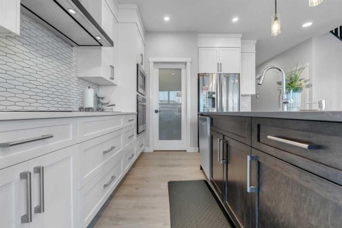 14 Carrington Road Nw, Calgary, AB - Indoor Photo Showing Kitchen With Upgraded Kitchen