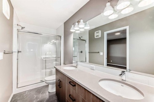 131 Sawgrass Gate Nw, Airdrie, AB - Indoor Photo Showing Bathroom