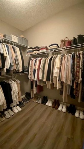 179 Sierra Morena Landing Sw, Calgary, AB - Indoor With Storage