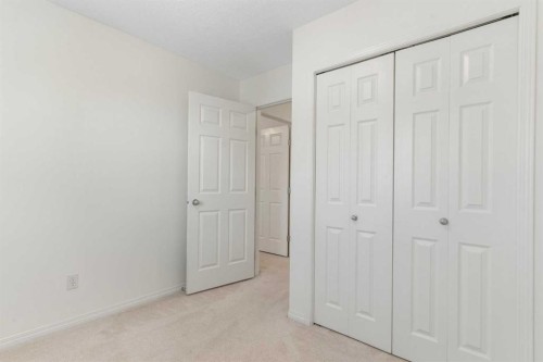 119 Royal Birch Villas Nw, Calgary, AB - Indoor