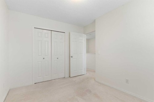 119 Royal Birch Villas Nw, Calgary, AB - Indoor