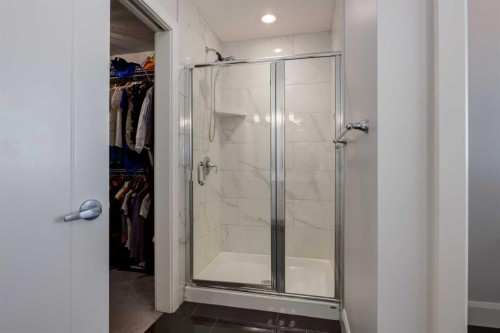 37 Cattail Run, Rural Rocky View County, AB - Indoor Photo Showing Bathroom