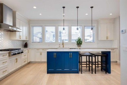 37 Cattail Run, Rural Rocky View County, AB - Indoor Photo Showing Kitchen With Upgraded Kitchen