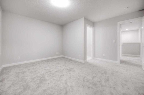 917 Crestridge Common Sw, Calgary, AB - Indoor Photo Showing Other Room