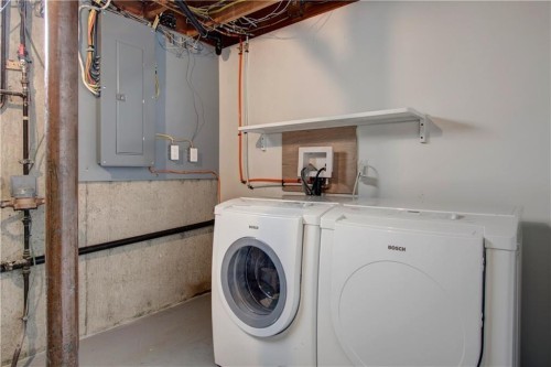 10212 7 Street Sw, Calgary, AB - Indoor Photo Showing Laundry Room