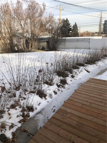 10212 7 Street Sw, Calgary, AB - Outdoor