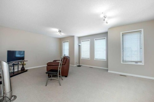 1119 Panamount Boulevard Nw, Calgary, AB - Indoor Photo Showing Other Room