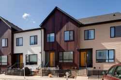 105 Redstone Crescent NE Calgary, AB T3N 1M4