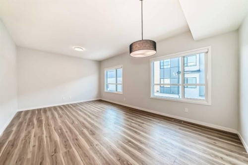 129-42 Cranbrook Gardens Se, Calgary, AB - Indoor Photo Showing Other Room