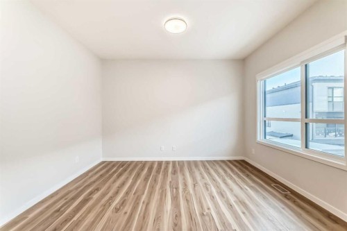 129-42 Cranbrook Gardens Se, Calgary, AB - Indoor Photo Showing Other Room