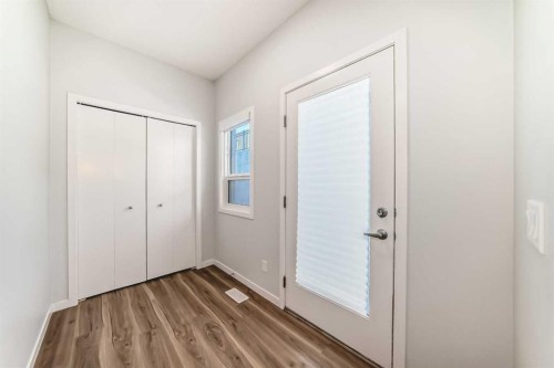 129-42 Cranbrook Gardens Se, Calgary, AB - Indoor Photo Showing Other Room