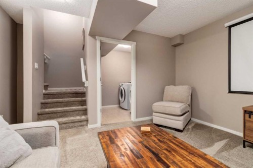 161 Mahogany Drive Se, Calgary, AB - Indoor Photo Showing Other Room