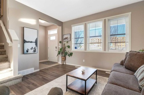 161 Mahogany Drive Se, Calgary, AB - Indoor Photo Showing Living Room