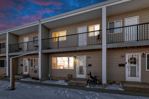 702-4719 33 Street, Red Deer, AB - Outdoor