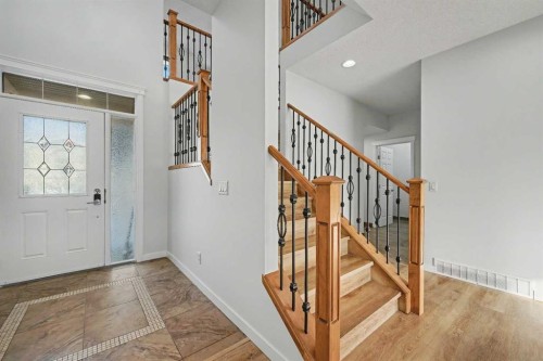 134 Autumn Gardens Se, Calgary, AB - Indoor Photo Showing Other Room