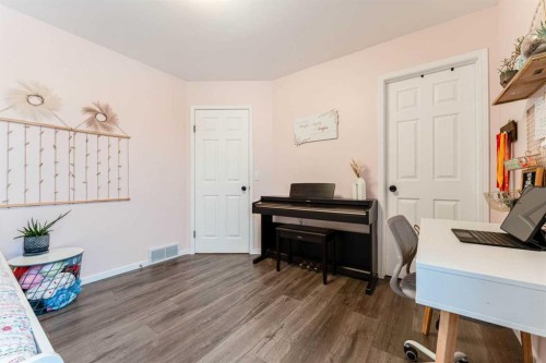 147 Chaparral Ridge Circle Se, Calgary, AB - Indoor