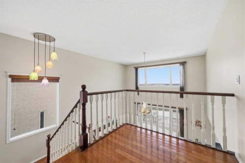 62 Hampstead Gardens Nw, Calgary, AB - Indoor Photo Showing Other Room