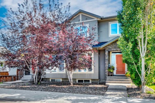 4826 Bowness Road Nw, Calgary, AB - Outdoor