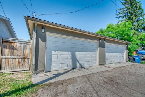 4826 Bowness Road Nw, Calgary, AB - Outdoor