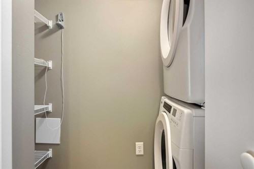 3523-4641 128 Avenue Ne, Calgary, AB - Indoor Photo Showing Laundry Room