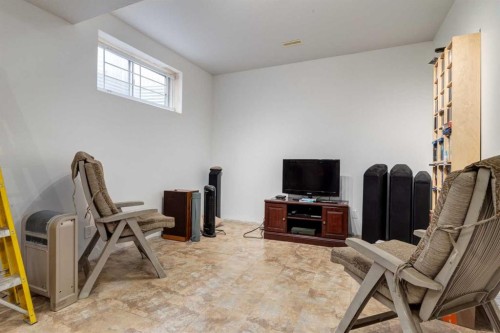 216 Silverado Range Close Sw, Calgary, AB - Indoor