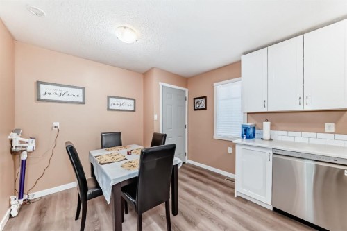 3221 32A Avenue Se, Calgary, AB - Indoor