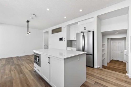 199 Corner Glen Crescent Ne, Calgary, AB - Indoor Photo Showing Kitchen With Stainless Steel Kitchen