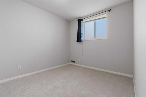 22 Silverado Plains Circle Sw, Calgary, AB - Indoor Photo Showing Other Room