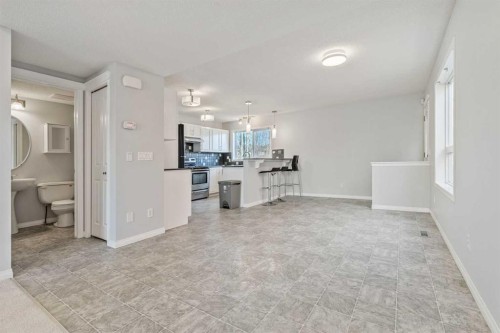 22 Silverado Plains Circle Sw, Calgary, AB - Indoor