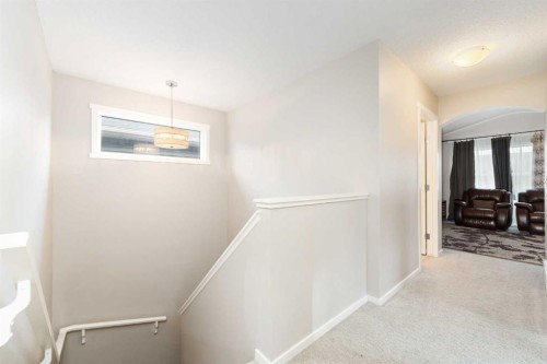 229 Kingsbury Close Se, Airdrie, AB - Indoor Photo Showing Other Room