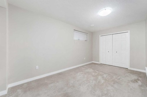 229 Kingsbury Close Se, Airdrie, AB - Indoor Photo Showing Other Room