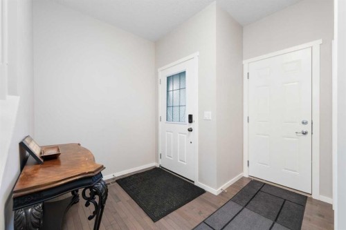 229 Kingsbury Close Se, Airdrie, AB - Indoor Photo Showing Other Room