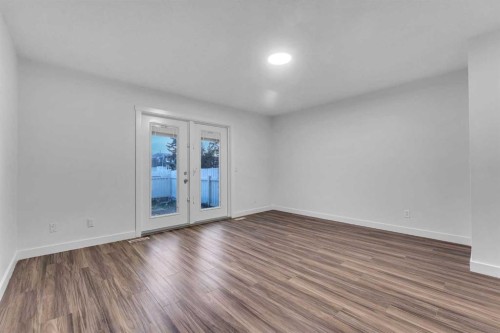 429 Georgian Villas Ne, Calgary, AB - Indoor Photo Showing Other Room