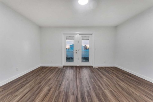 429 Georgian Villas Ne, Calgary, AB - Indoor Photo Showing Other Room