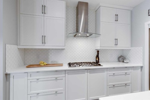 200 Auburn Meadows Crescent Se, Calgary, AB - Indoor Photo Showing Kitchen