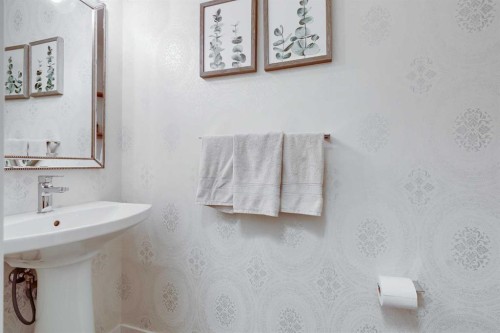 200 Auburn Meadows Crescent Se, Calgary, AB - Indoor Photo Showing Bathroom