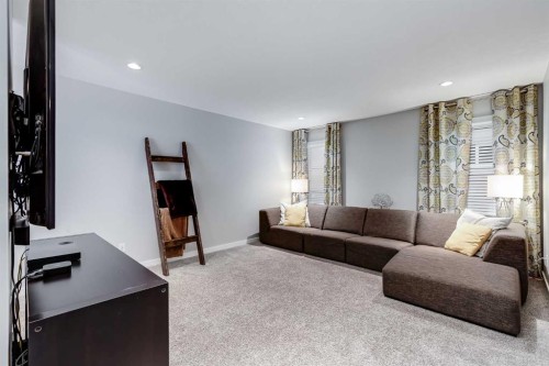 200 Auburn Meadows Crescent Se, Calgary, AB - Indoor Photo Showing Living Room