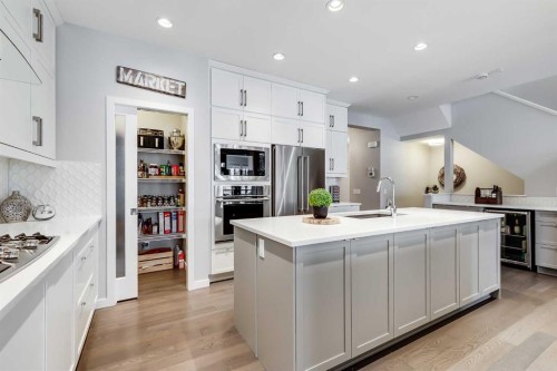 200 Auburn Meadows Crescent Se, Calgary, AB - Indoor Photo Showing Kitchen With Upgraded Kitchen