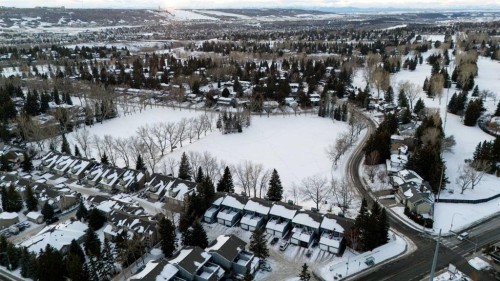 1109-16 Varsity Estates Circle Nw, Calgary, AB - Outdoor With View