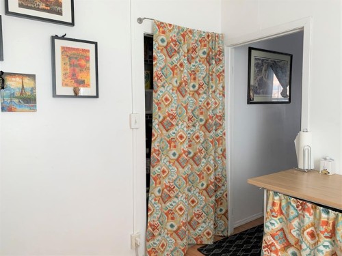 1223 13 Avenue Sw, Calgary, AB - Indoor Photo Showing Other Room